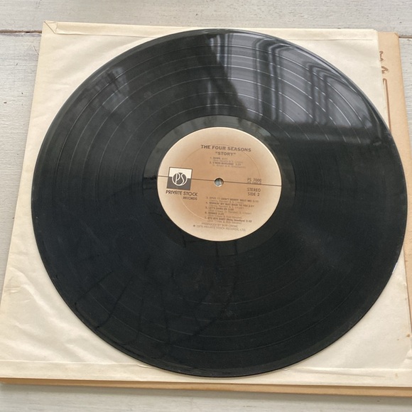 1975 The Four Seasons Frankie Valli Two Record Greatest Hits Vinyl Record Album - Picture 13 of 16